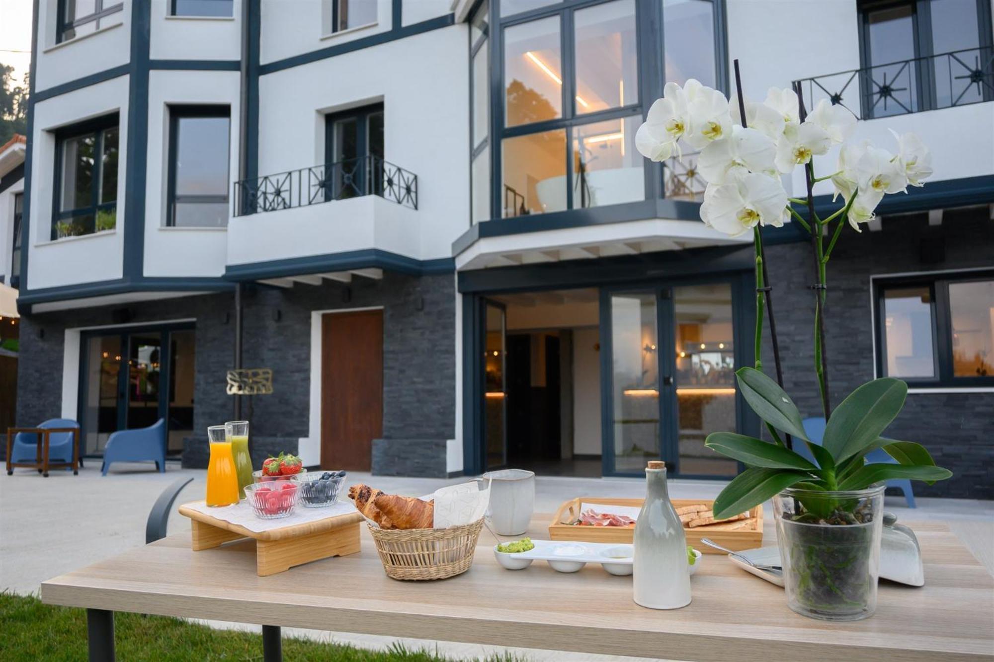 Neguetxea Boutique Guest House Gernika Exterior foto